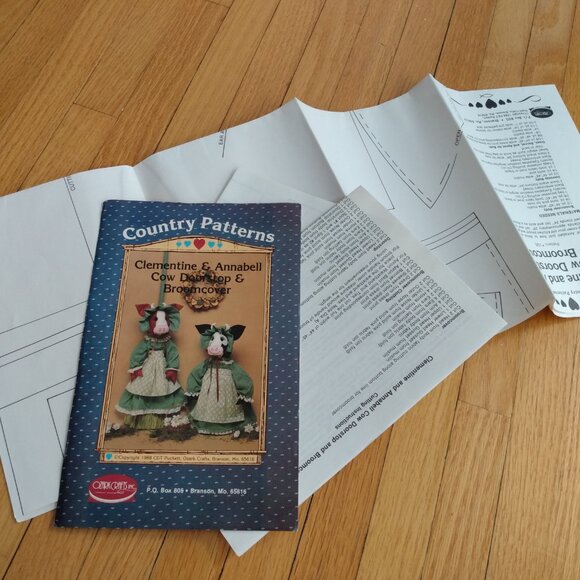 Vintage Cow Doll Sewing Pattern Doorstop Broom Cover Farmhouse Decor UNCUT - Picture 6 of 7